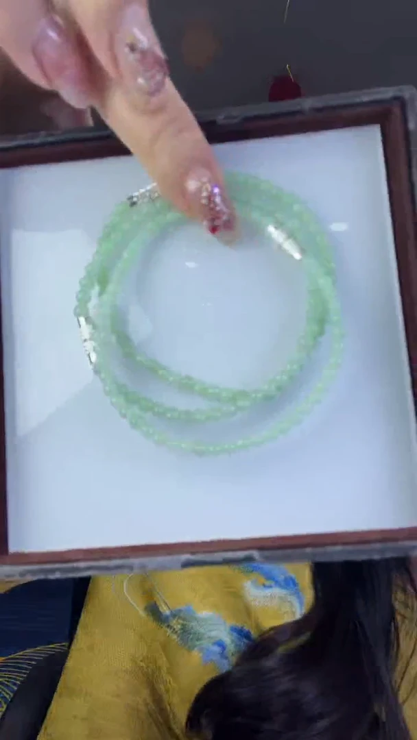 【闪购商品】翡翠手串未镶嵌多样性发1件