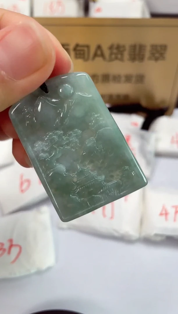 翡翠未镶嵌颈饰天然缅甸翡翠A货
