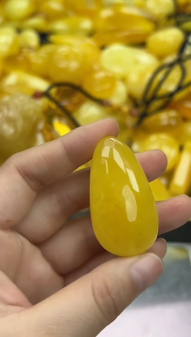 裸石琥珀未镶嵌琥珀蜜蜡吊坠