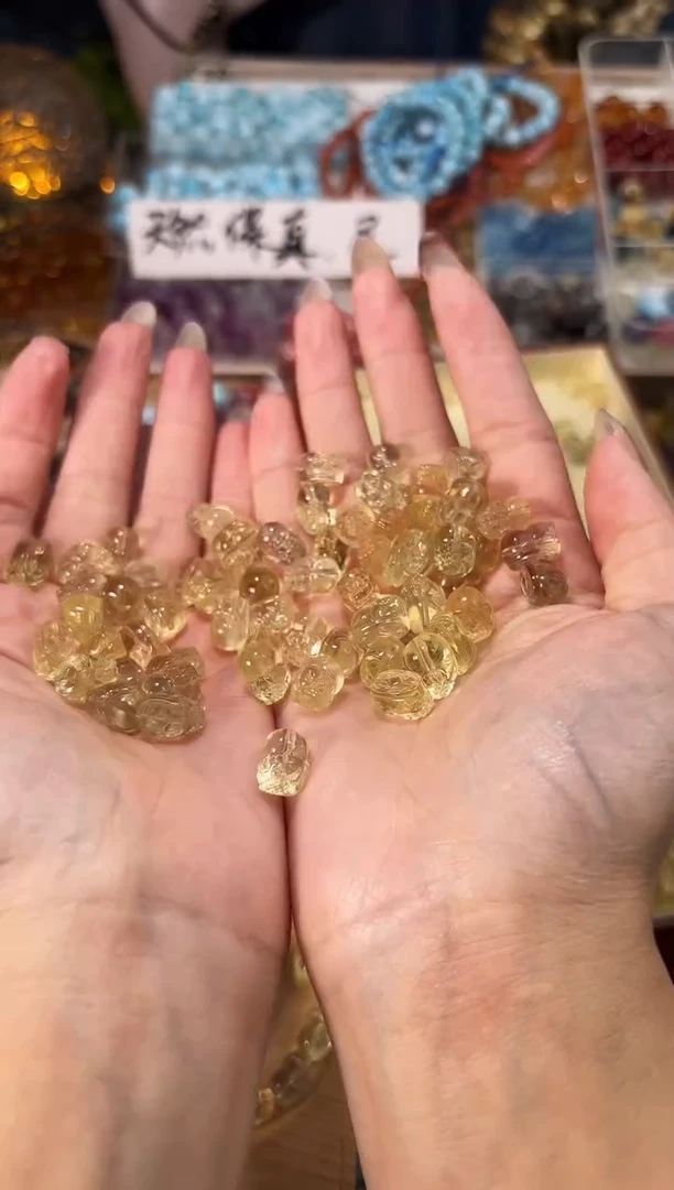 【闪购商品】水晶手串未镶嵌新款黄水晶貔貅一个宽卡约8