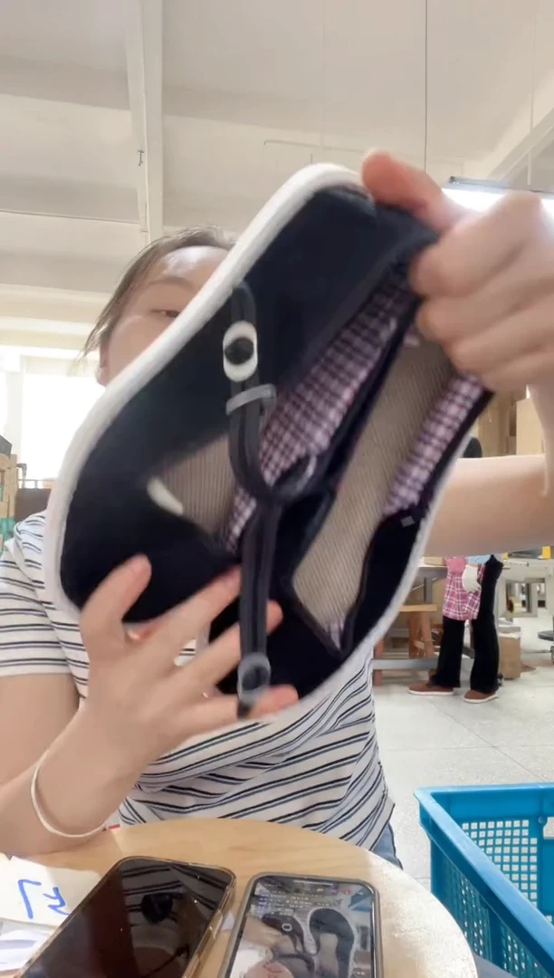 何航清仓款 黑方口39码 2#