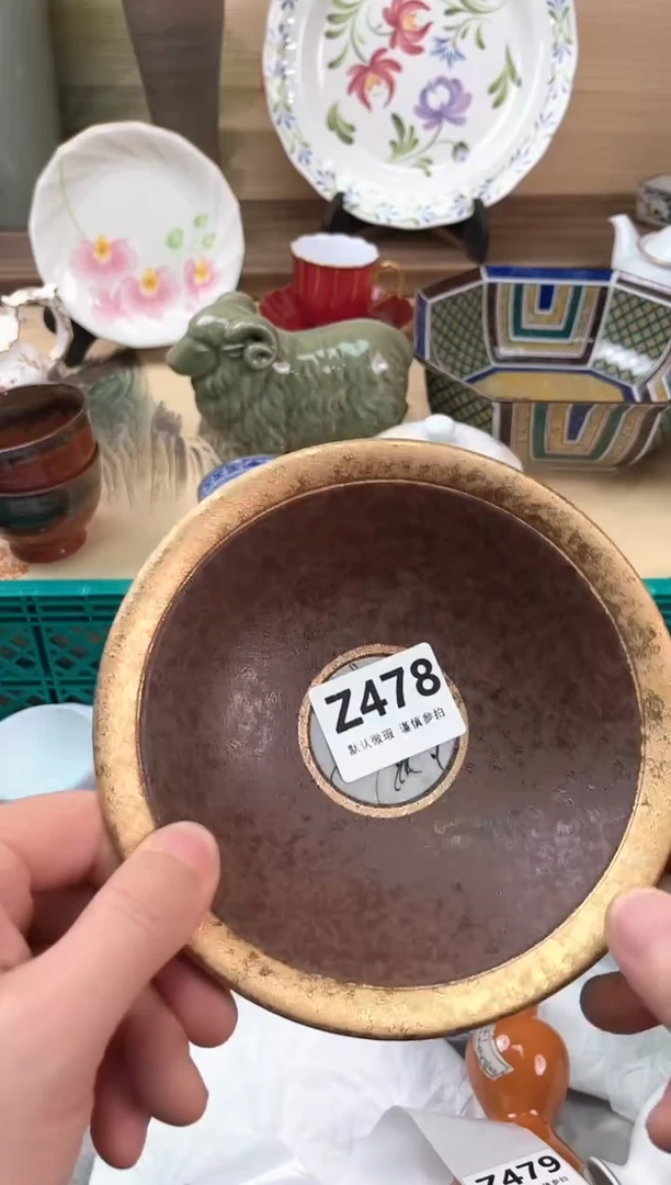 瓷片四****猫478