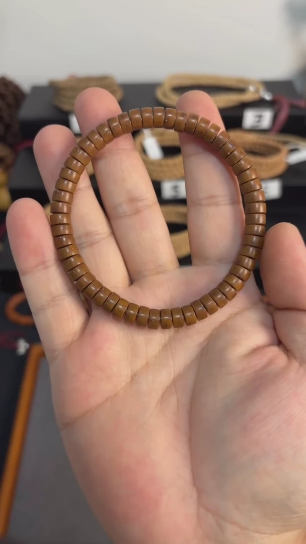 【闪购商品】柏香籽/百香籽吊坠【闪购商品】 实心紫金鼠药片
