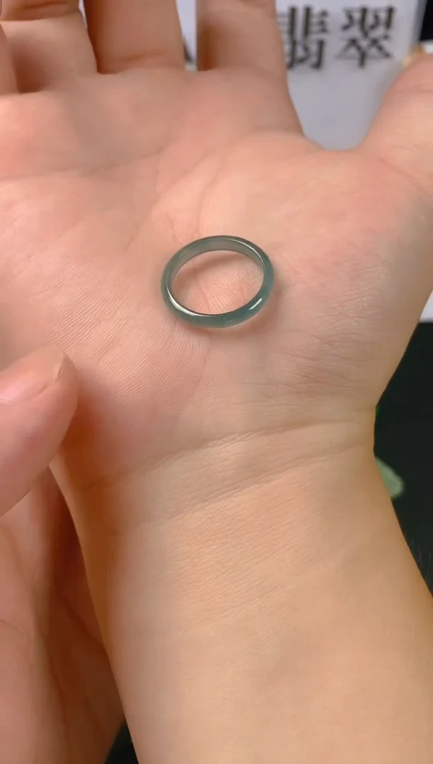 翡翠未镶嵌颈饰天然A货翡翠