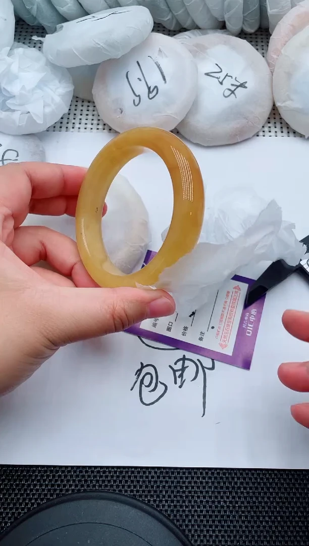 未镶嵌手镯石英质玉47-60-61