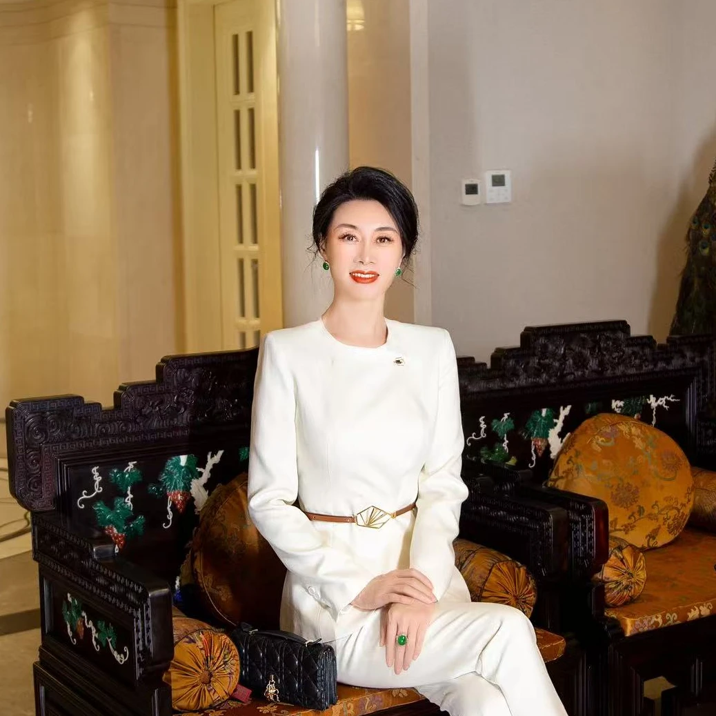 EDFNOT/杨红霞汝意MSZZ米白色简约无领上衣1715