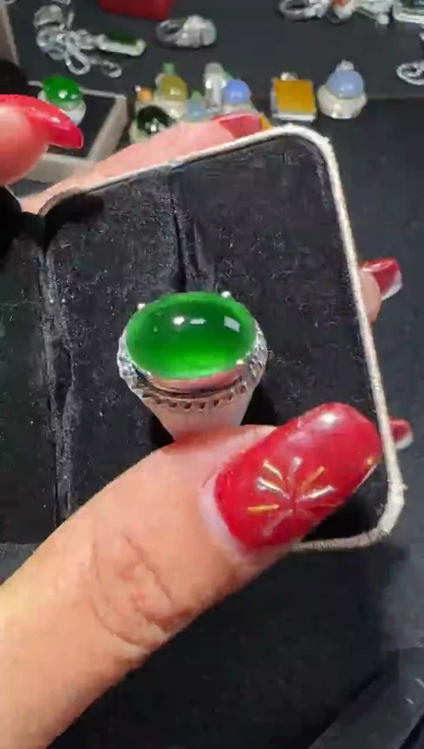 【闪购商品】翡翠戒指未镶嵌多样性发货拍一发一