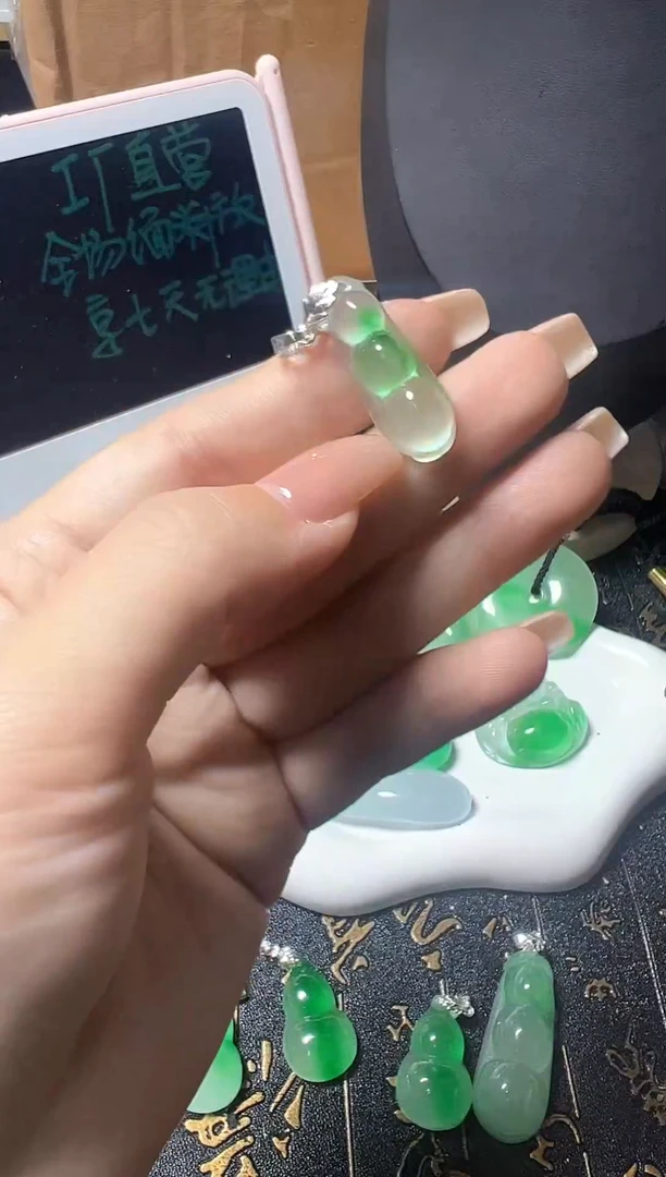颈饰未镶嵌翡翠所见即所得，一图一物