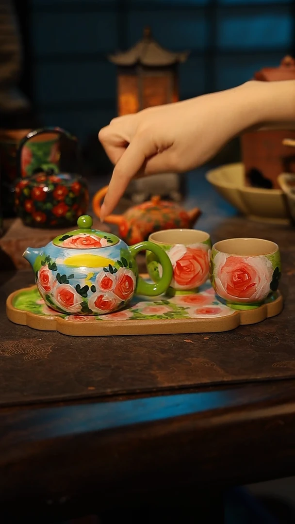 陶瓷景德镇高温釉下彩手工手绘款式