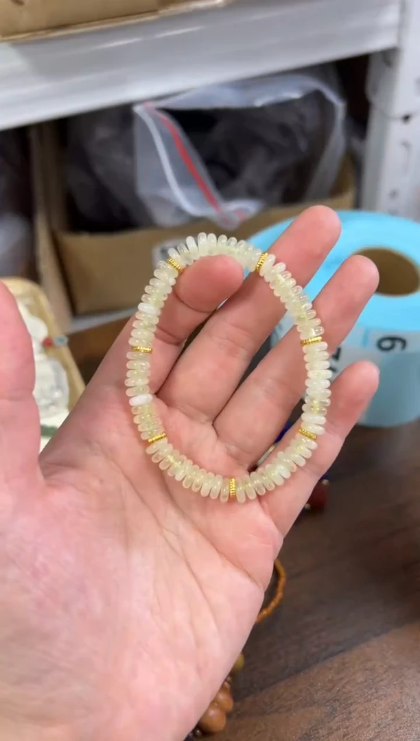 水晶手链未镶嵌柠檬黄水晶精工蝶珠款手链