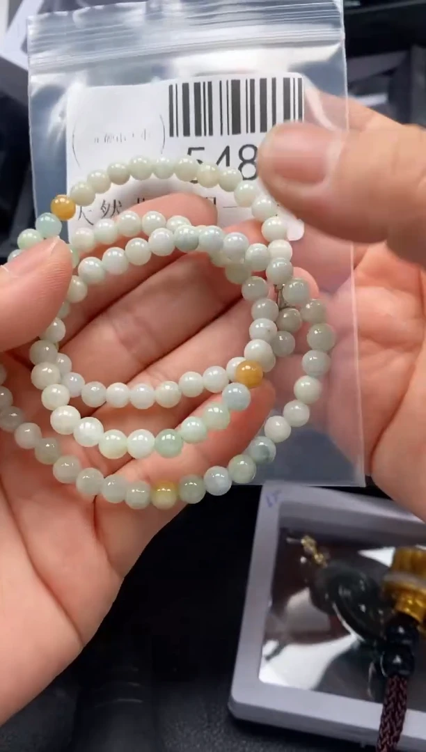 翡翠未镶嵌吊坠(不含链)5481