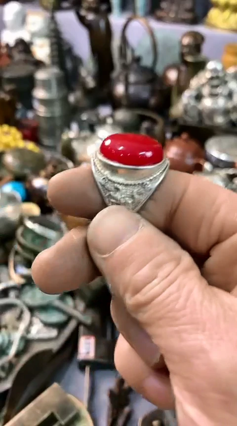 【闪购商品】一物一拍编号嵌红指链