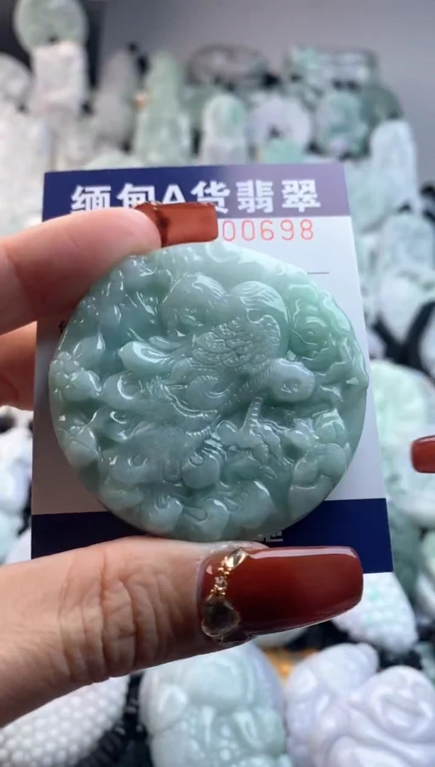 【闪购商品】翡翠吊坠(不含链)未镶嵌1