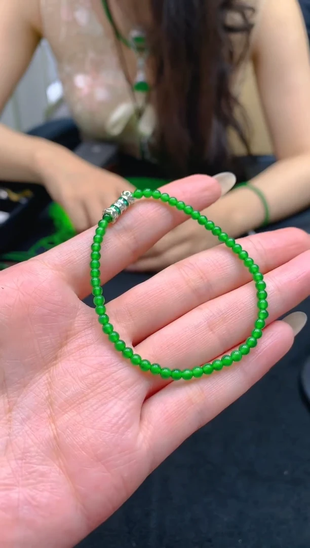 翡翠未镶嵌颈饰天然A货翡翠