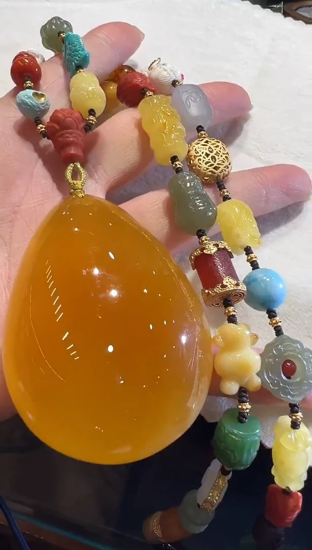 蜜蜡颈饰未镶嵌蜜蜡吊坠
