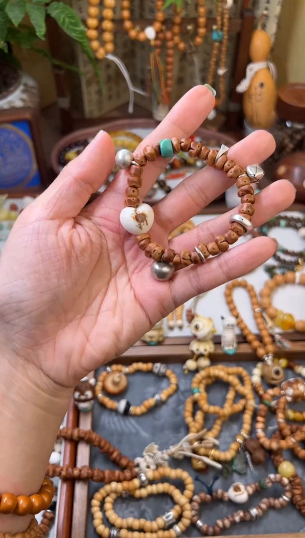 手串桃核寒露蜜单圈（镶嵌屁桃）原创设计