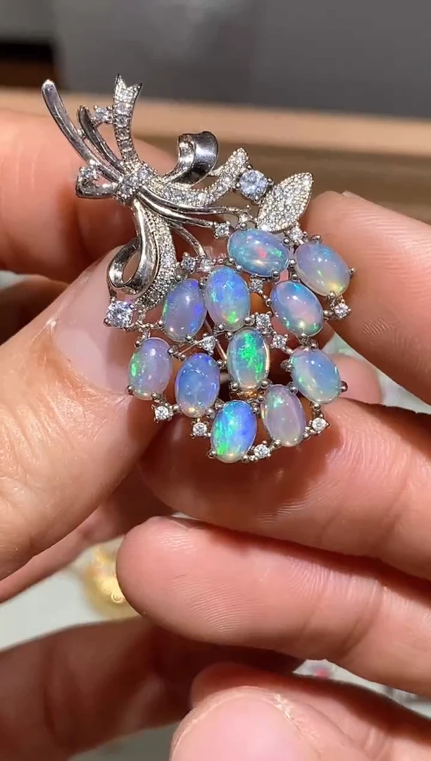 银S925镀金镶嵌欧泊颈饰吊坠