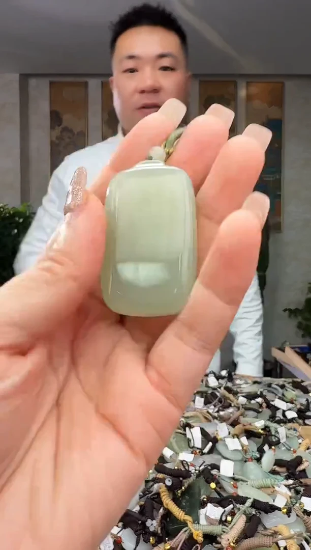 颈饰未镶嵌和田玉拍一发一多样性发货