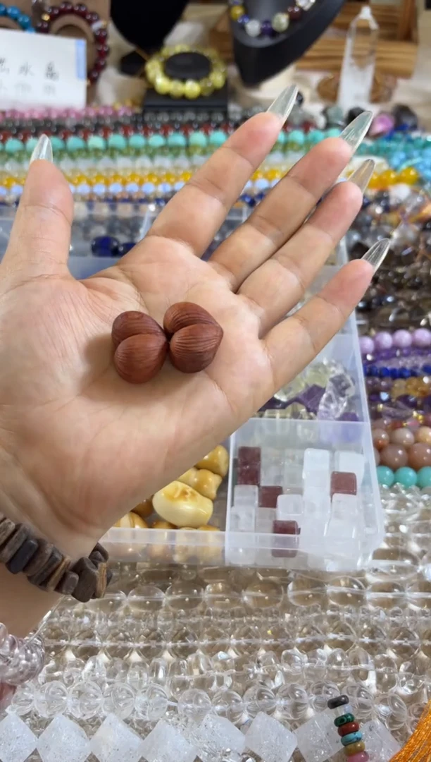 未镶嵌玛瑙/玉髓珠宝半成品木头爱心一颗