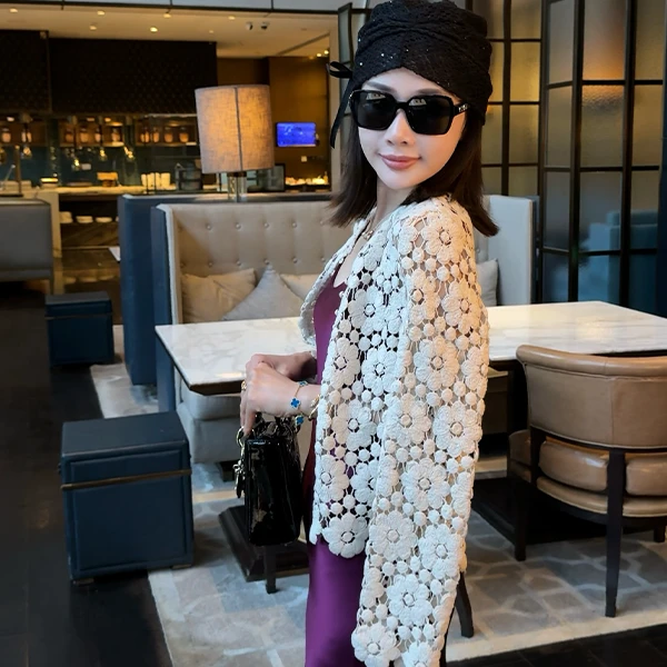 LUXURYMEMO【法蕾】法式减龄水溶蕾丝钩花上衣质感针织衫82154