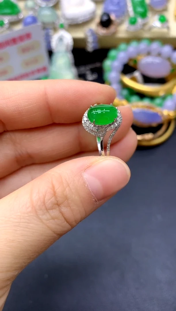 18K金镶嵌戒指翡翠222-中国好珍宝