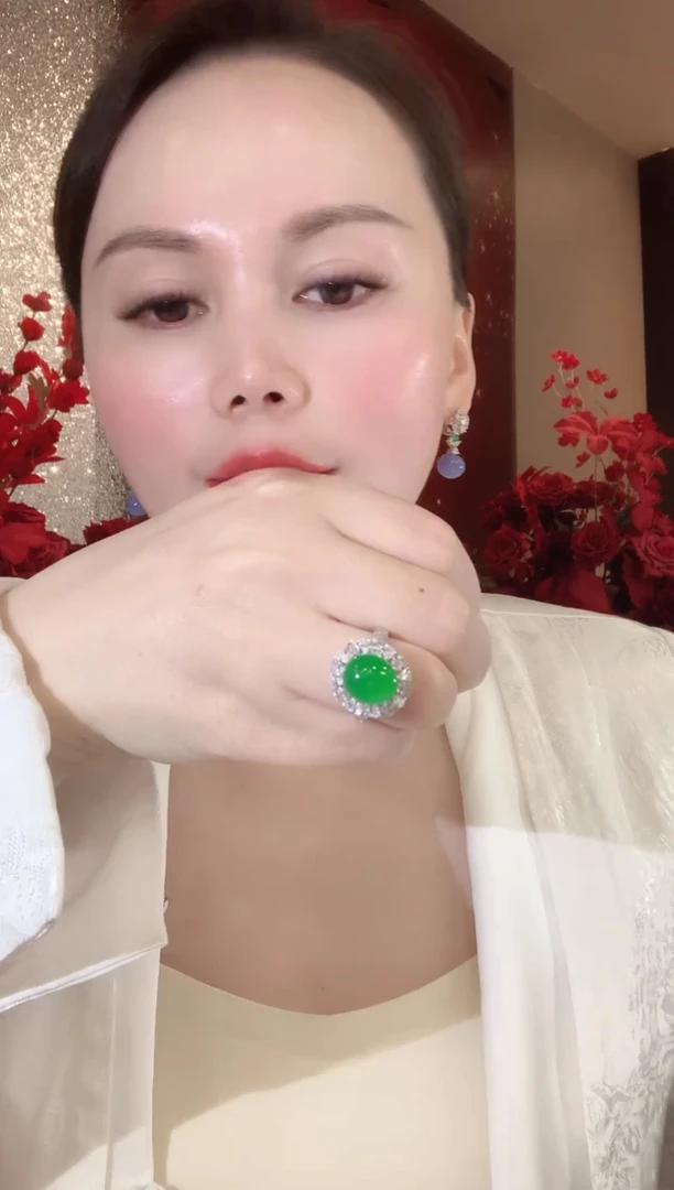 18K金镶嵌戒指翡翠C71