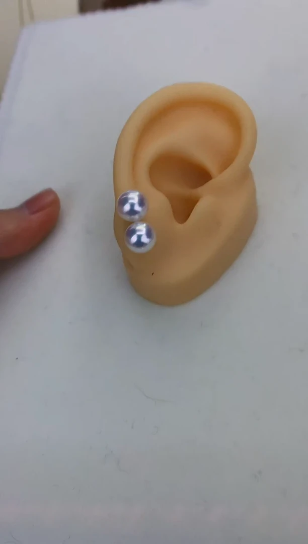 18K金镶嵌DA海水珍珠 GD015 8-8.5 素钉定制