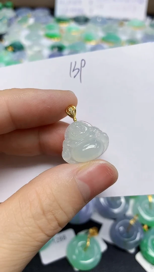 翡翠未镶嵌颈饰天然缅甸翡翠A货