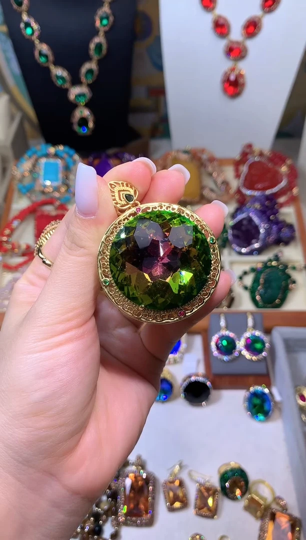 铁合金花岗石奢华圆炫彩吊坠