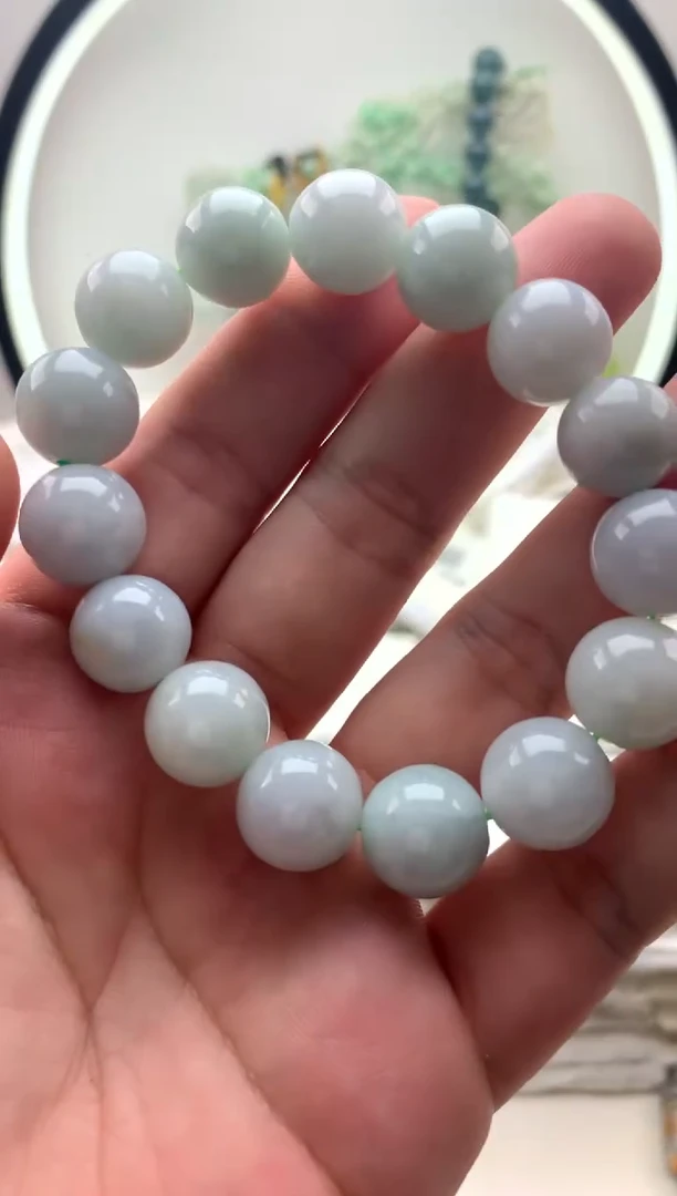 翡翠未镶嵌颈饰手串