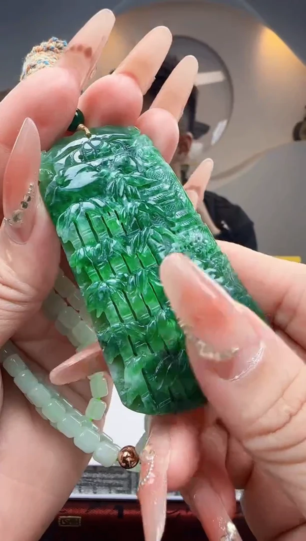 未镶嵌定制翡翠Q61593翡翠
