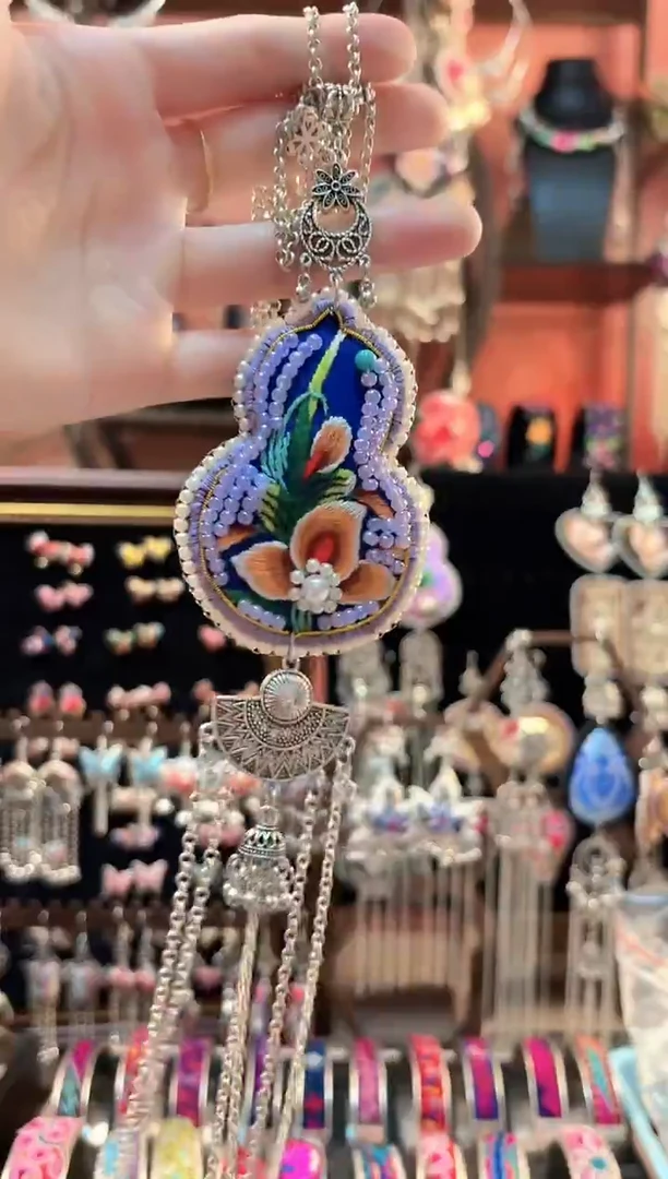 织绣 云织谣民族风精美饰品   122