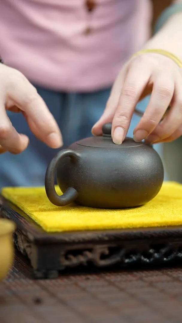 宜兴紫砂原矿全手42