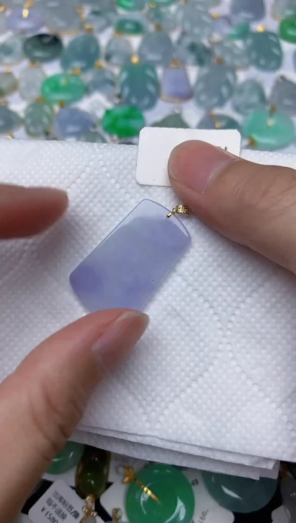 翡翠18K金镶嵌颈饰天然A货翡翠