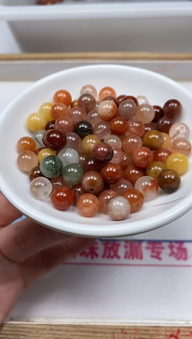 未镶嵌颈饰水晶B883 彩兔毛8mm15颗15元