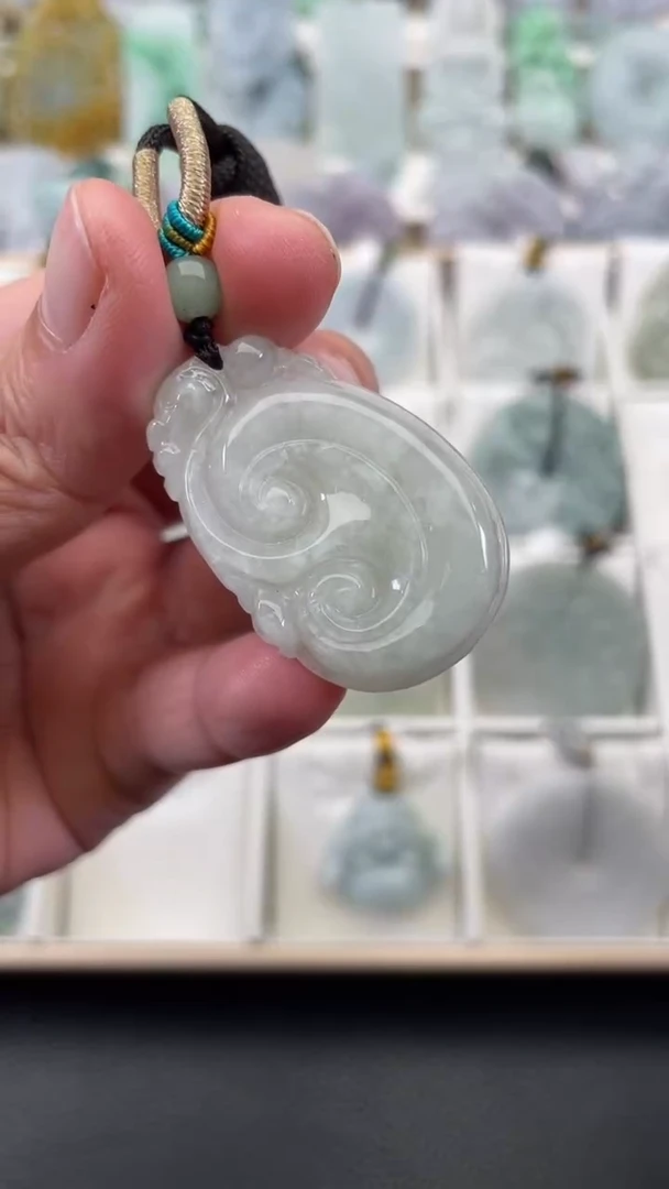 颈饰未镶嵌翡翠天然缅甸翡翠A货12