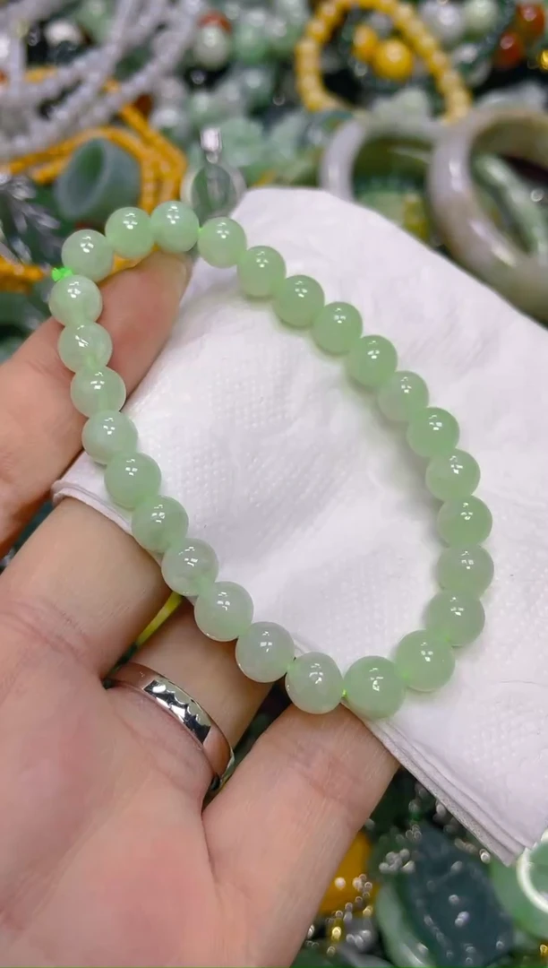 颈饰未镶嵌翡翠8MM