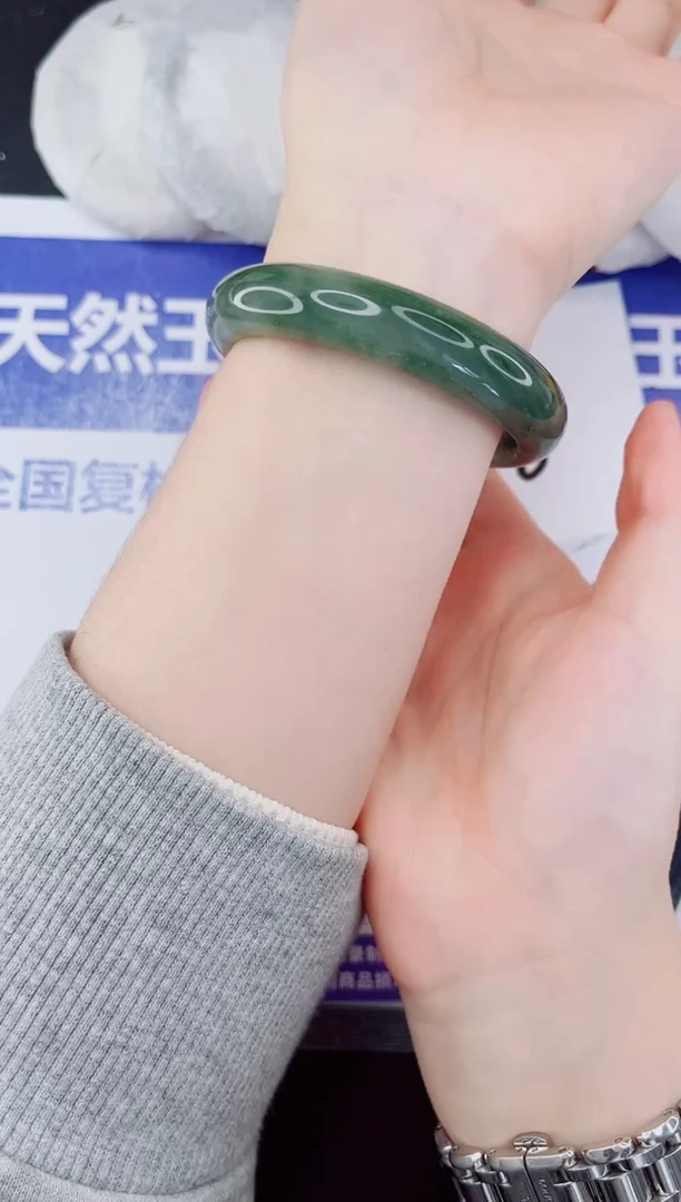未镶嵌手镯石英质玉45-55