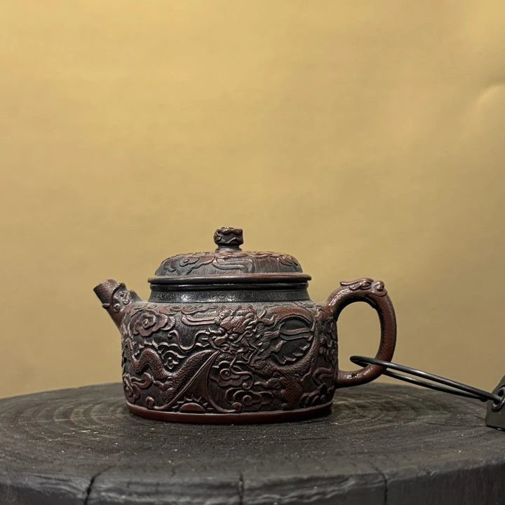 【古月壶来】大红袍捂灰”满刻龙纹“德钟180CC（N1818）