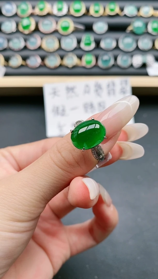 【闪购商品】翡翠戒指银S925镶嵌11111
