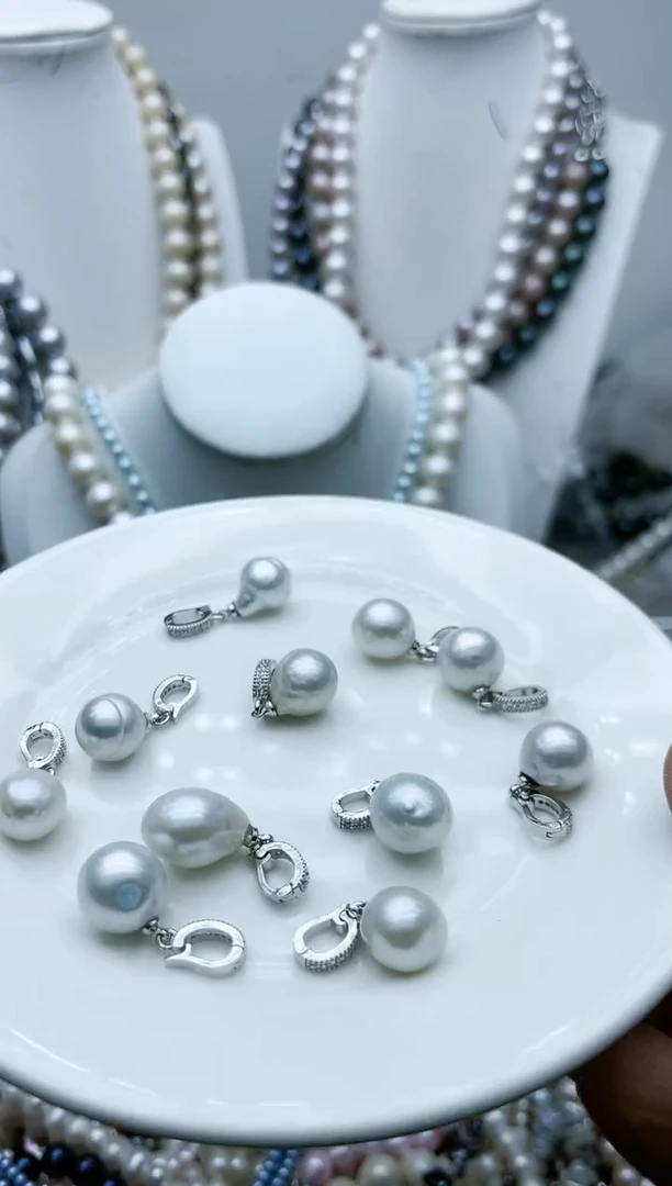 【闪购商品】淡水珍珠颈饰钛钢1