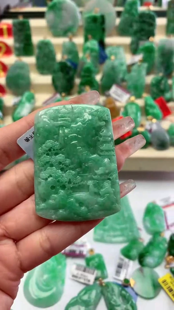 【闪购商品】翡翠颈饰未镶嵌挂件