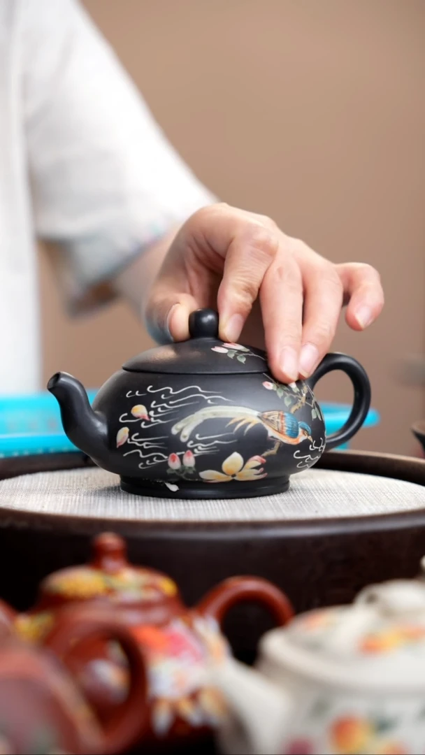 茶壶紫砂云雾天青扁玉泥绘花鸟