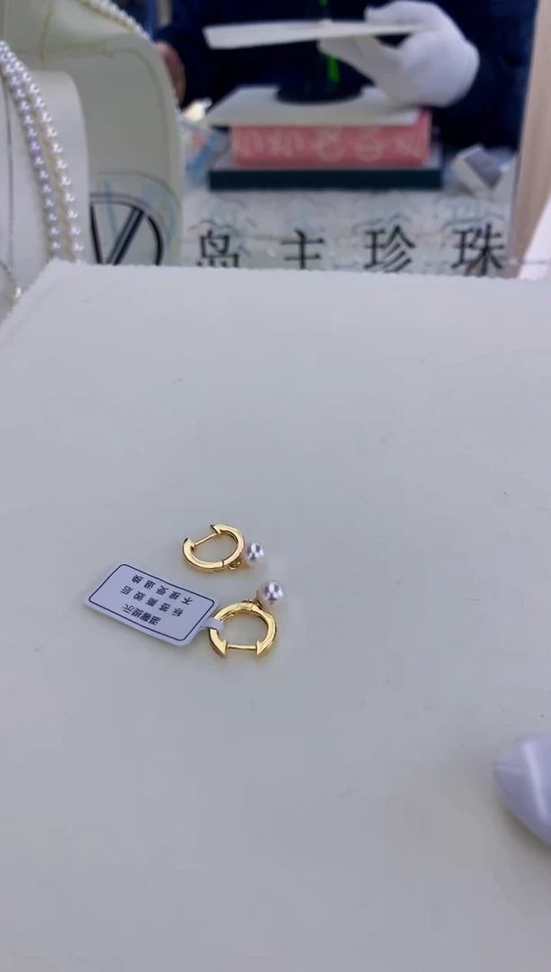 银S925镶嵌饰品海水珍珠设计款耳饰