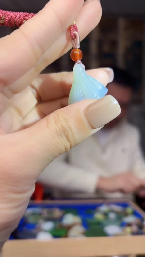 【闪购商品】和田玉挂件未镶嵌拍一发一