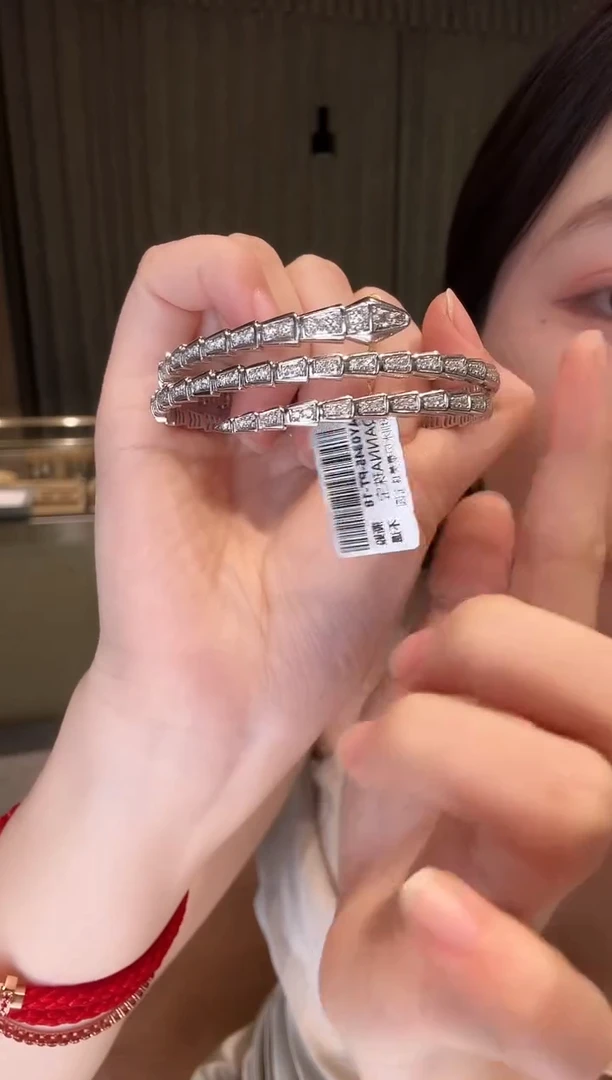 铂Pt950镶嵌手镯钻石三圈蛇手镯