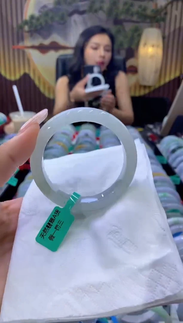 翡翠手镯未镶嵌00005302