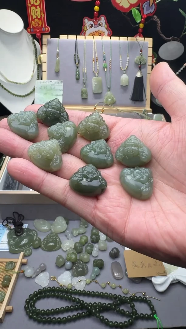 【闪购商品】和田玉颈饰未镶嵌财神 微包容 多样性发一/赠绳