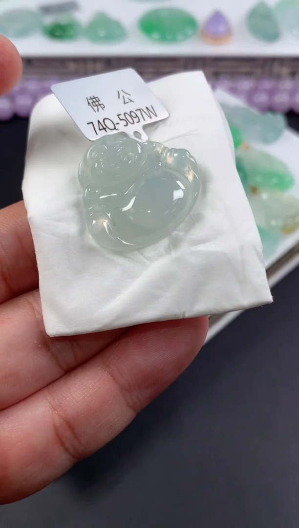 未镶嵌定制翡翠翡翠