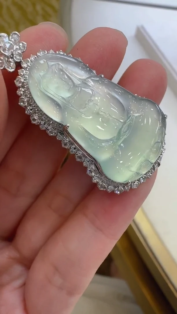 翡翠18K金镶嵌吊坠(不含链)多样性团购发一件